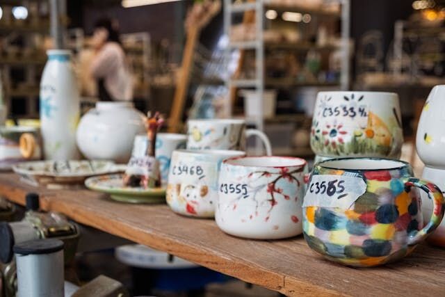 Porcelana czy porcelit — co jest lepsze?